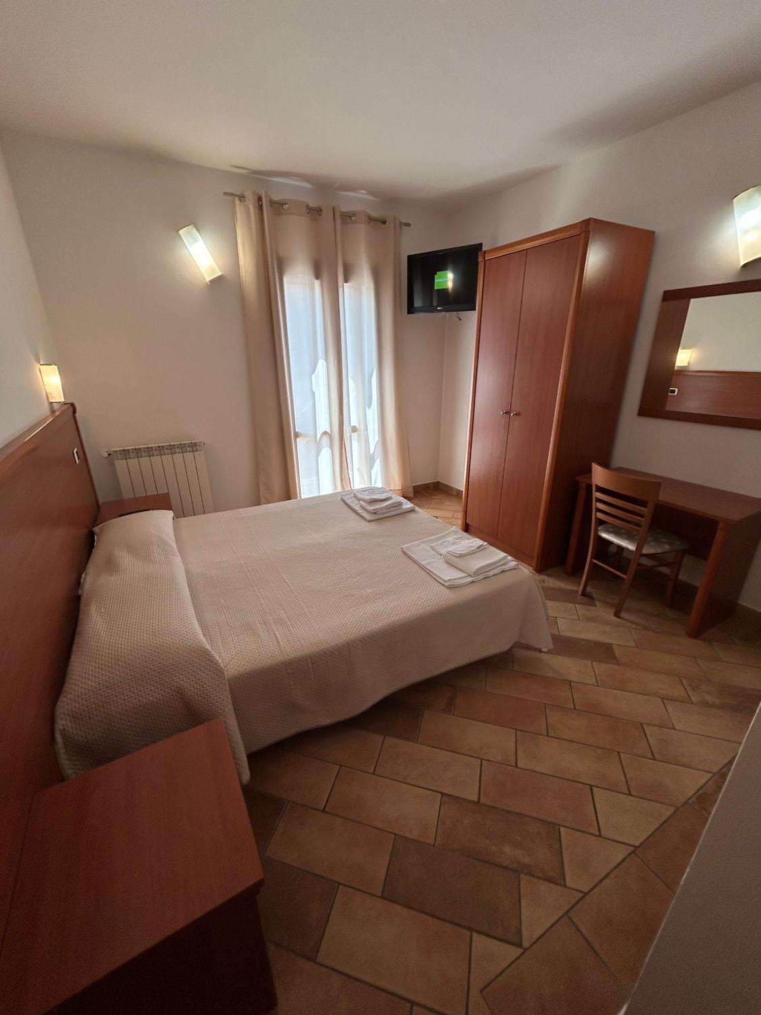 Hotel Gans Cascia Exterior foto